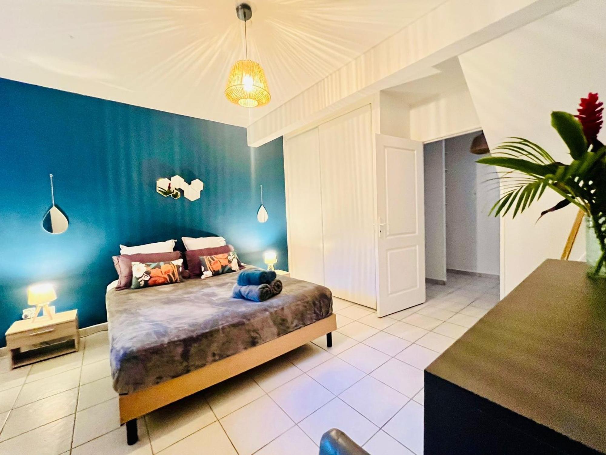 Villa Iguana, Duplex Paisible, Vue Magnifique Mer Et Rocher Du Diamant, Piscine Сент-Люс Экстерьер фото